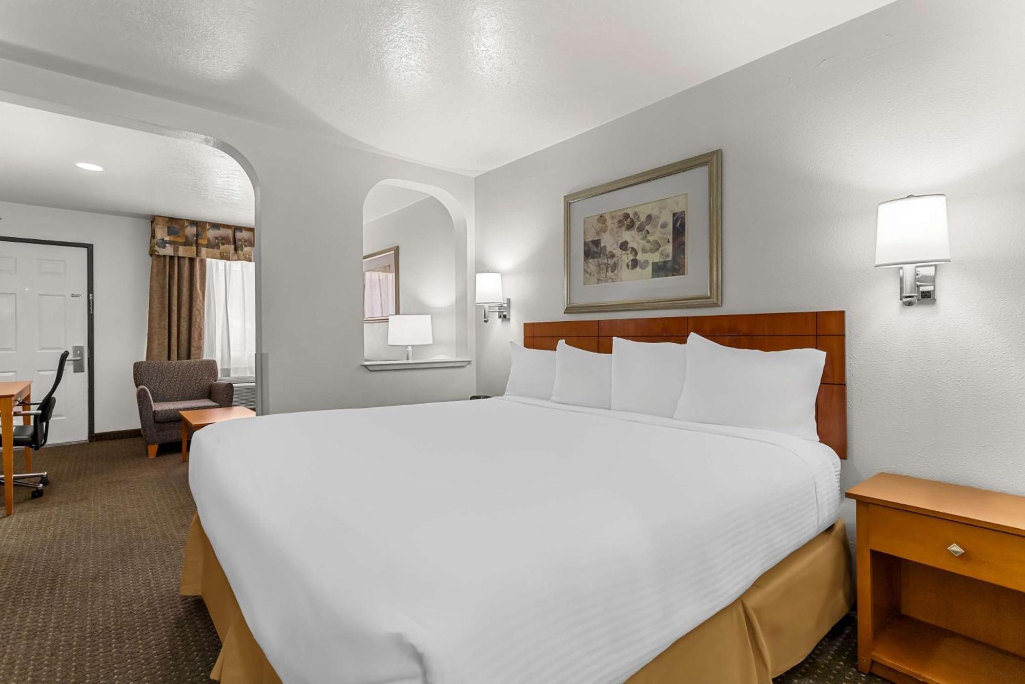 Best Western Socorro Hotel & Suites מראה חיצוני תמונה